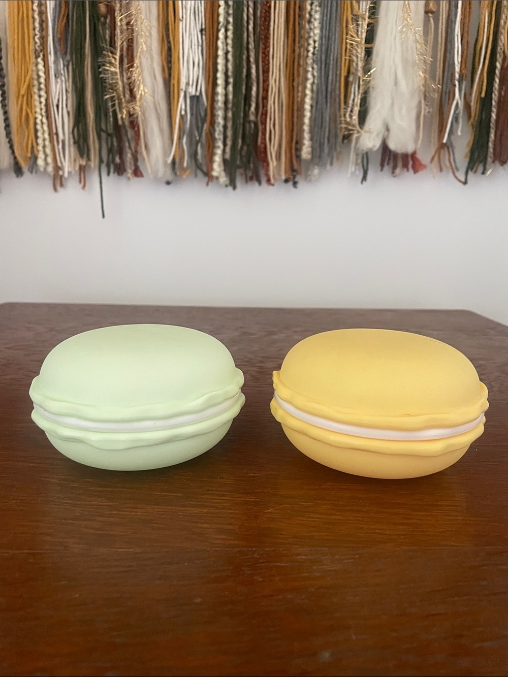 Mini macarons storage boxes like new